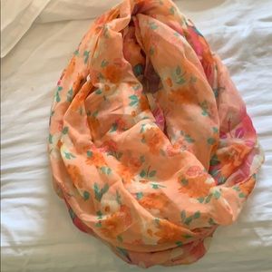 Infinity scarf